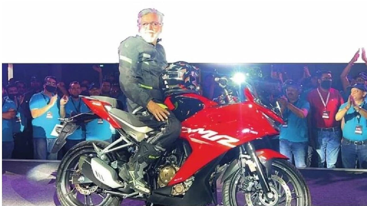 Hero Karizma XMR 210 (Karizma ZMR Replacement)