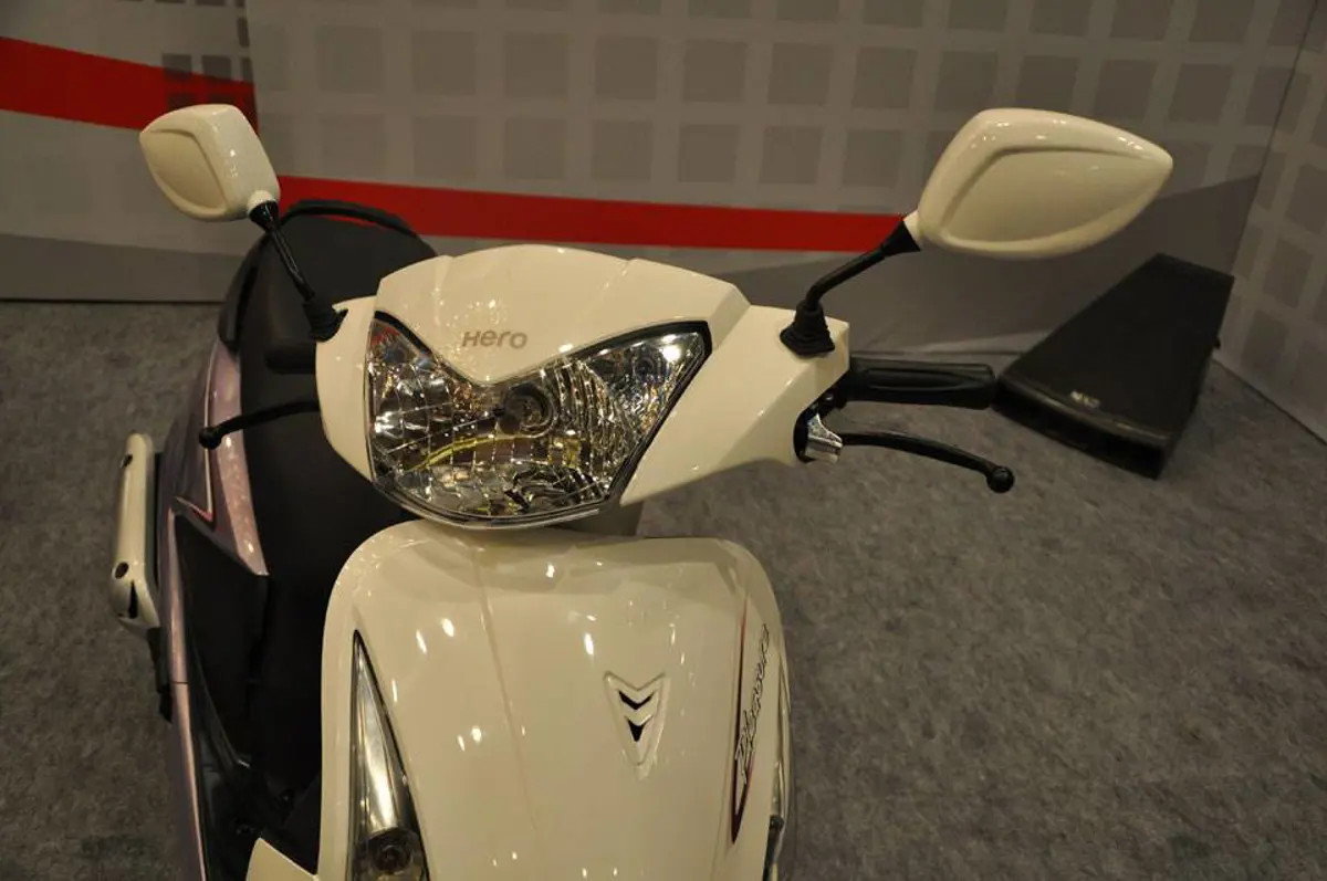 2014 New Hero Pleasure Front View 'White'