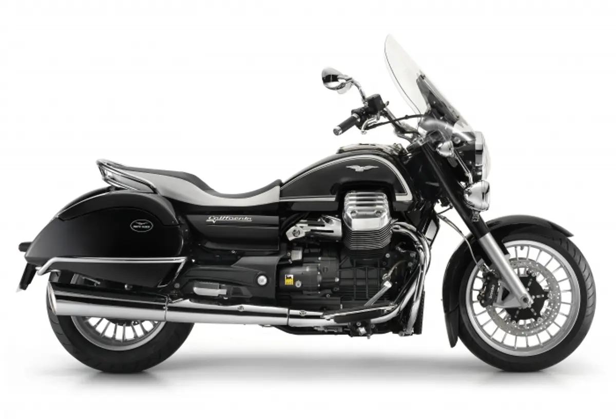 Moto Guzzi California 1400 Touring Side View 'Black'