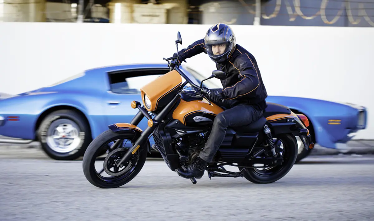 UM Global Renegade Sport S