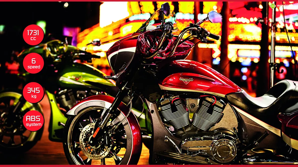 2015 Victory Magnum