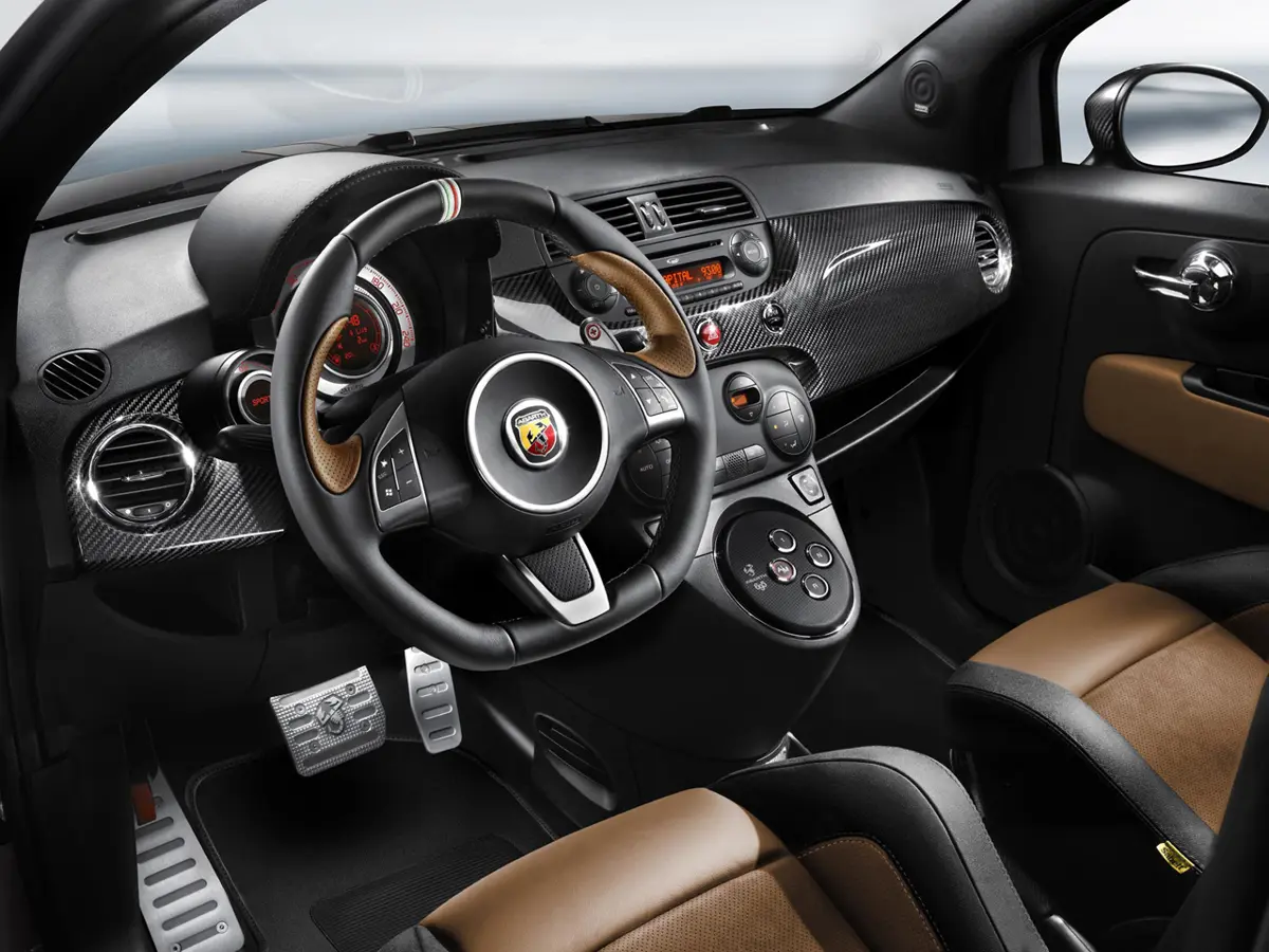 695 Tributo Ferrari