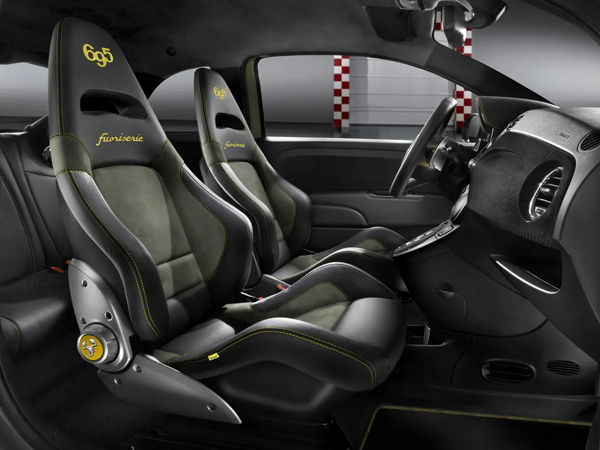 Abarth 695 Fuori Serie