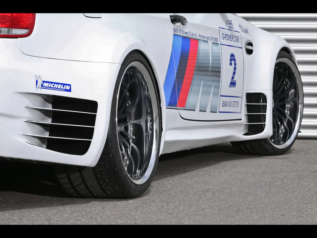 BMW M3 GT2S M3 Tornado