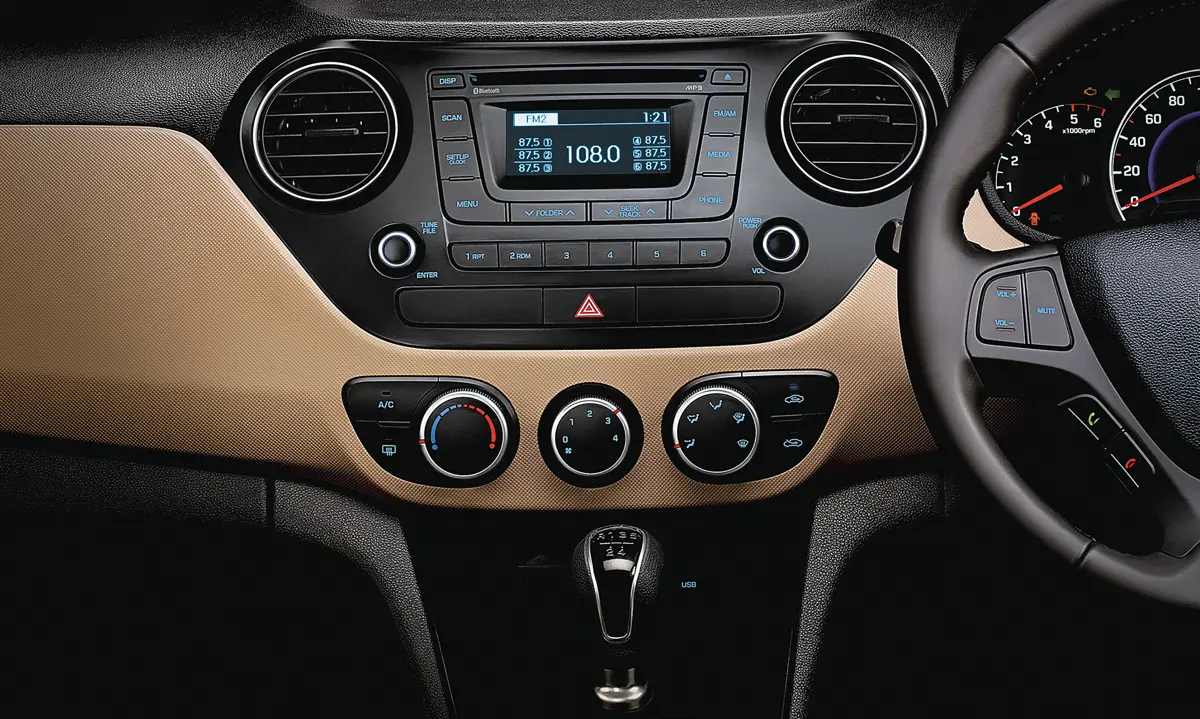 Hyundai Grand i10 Dashboard