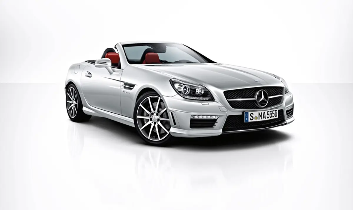 2014 Mercedes SLK 55 AMG Front 3-Quarter