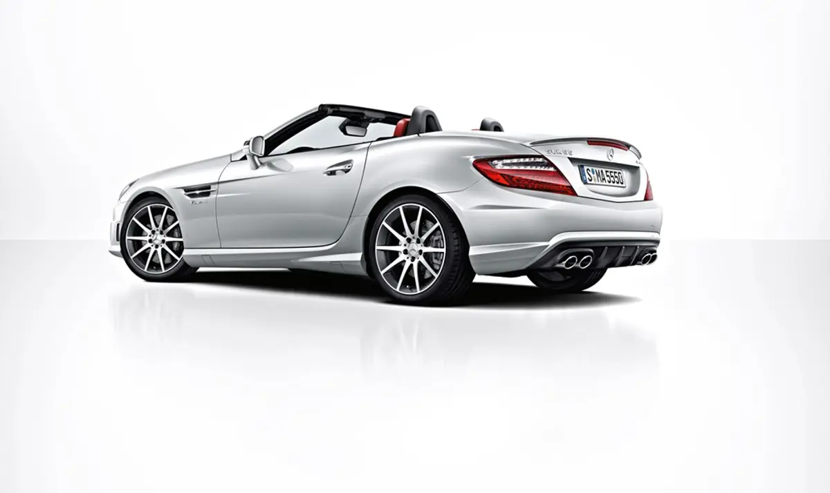 2014 Mercedes SLK 55 AMG Rear 3-Quarter