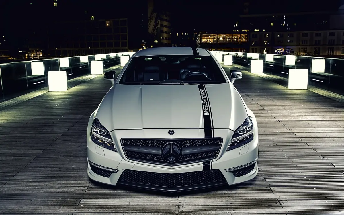 Mercedes-Benz CLS63-AMG Seven-11
