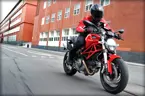 Ducati Monster 795 in Motion image