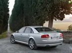 S8 3-Quarter Rear image