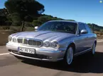 Jaguar XJ in Motion image