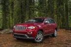 Jeep Grand Cherokee Front 3-Quarter image