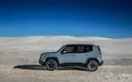 Jeep Renegade Side View image