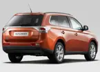 2013 New Mitsubishi Outlander Rear 3-Quarter image
