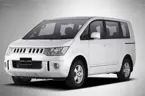 Mitsubishi Delica D5 Front 3-Quarter image