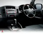 Mitsubishi Montero Interior image