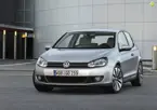 Volkswagen Golf Front 3-Quarter image