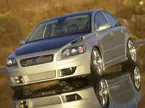 Volvo S40 Front 3-Quarter image