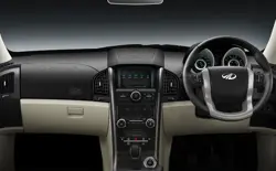 2015 Mahindra XUV500 Dashboard