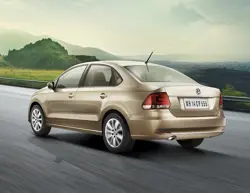 2015 Volkswagen Vento R3Q