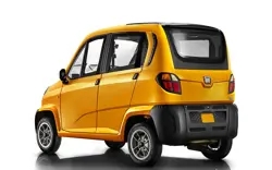 Bajaj Qute Rear 3-Quarter