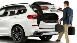 BMW X5 xDrive40i M Sport Two-Part Electric Tailgate