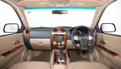 Isuzu MU-7 Automatic Dashboard