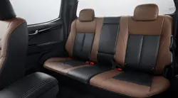 Isuzu V-Cross Rear Seats