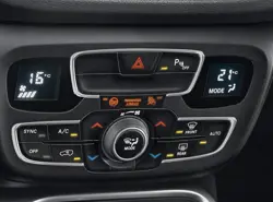 Jeep Compass Sport Plus Dual-Zone Climate Control