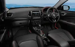 Jeep Compass Trailhawk Interior