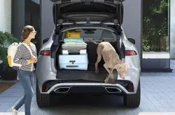Jaguar F-Pace Boot Space