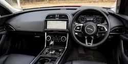 Jaguar XE Dashboard