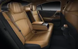 Lexus ES 300h Exquisite Interior