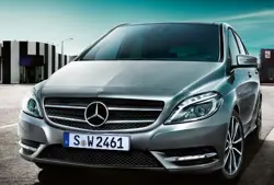 Mercedes B-Class Front View