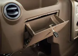 Mahindra Supro Lockable Storage