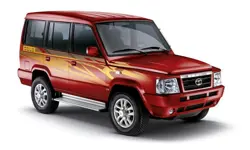 Tata Sumo Gold Front 3-Quarter
