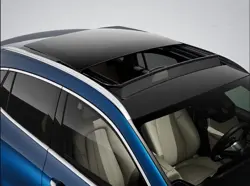 Mercedes GLA Panoramic Sliding Sunroof