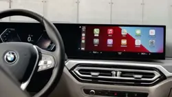 BMW M340i xDrive Smartphone Integration