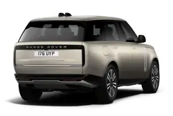 Land Rover Range Rover LWB HSE Rear 3-Quarter View