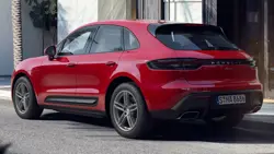 Porsche Macan Rear 3-Quarter View