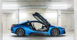 New BMW i8 Side View
