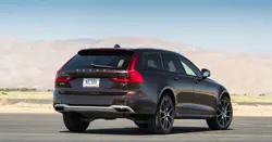 Volvo V90 Cross Country (NEW) Rear 3-Quarter View
