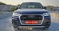 Audi Q5 (2018) Front View