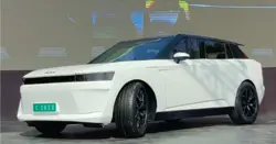 Pravaig Defy Front 3-Quarter View