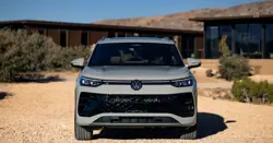 Volkswagen Tiguan Front View