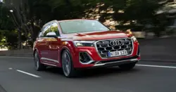 2025 Audi SQ7 Front 3-Quarter View