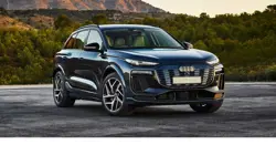 Audi Q6 Right Front 3-Quarter View