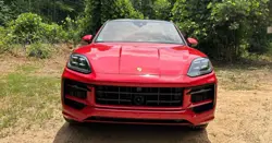 Porsche Cayenne GTS Front View
