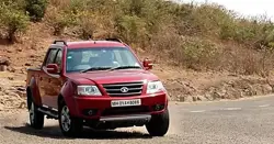 Tata Xenon XT 4x2 Front 3-Quarter View