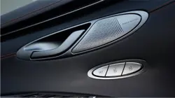 genesis-gv70-6929-4576